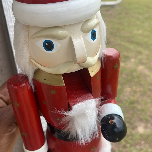 Nutcracker - Picture 3 of 5